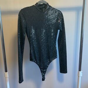 🖤 Black /Gold Sequin Long Sleeve Bodysuit